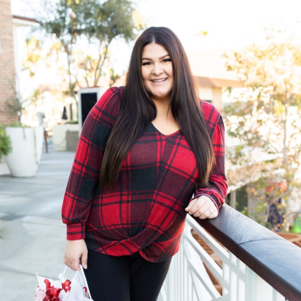 Maurice’s Buffalo Plaid Long Sleeve Twist Tee